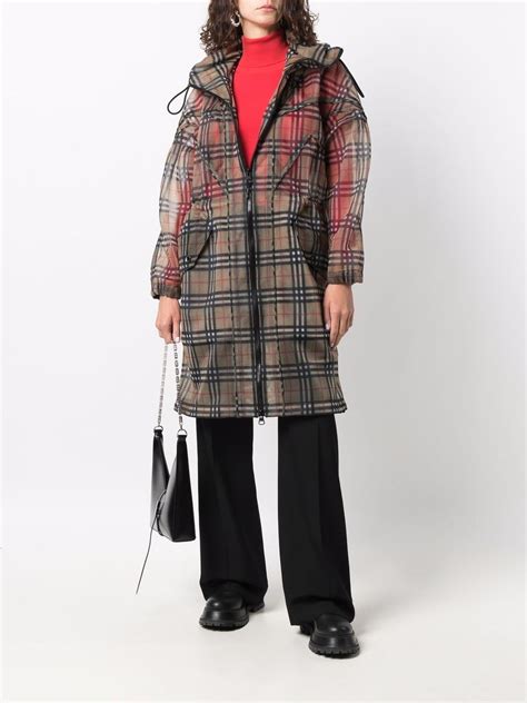 burberry CAPPOTTO available on montiboutique.com 